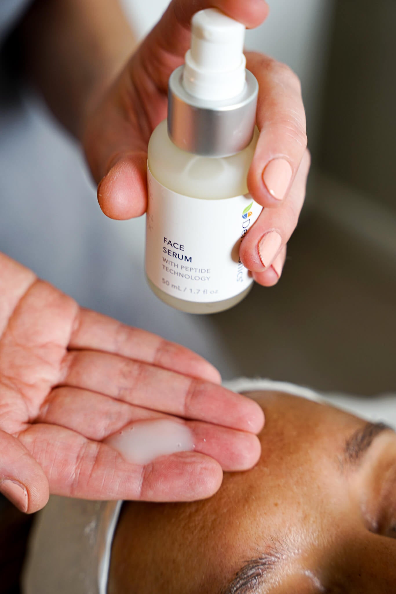 Face Serum with Peptide Technology