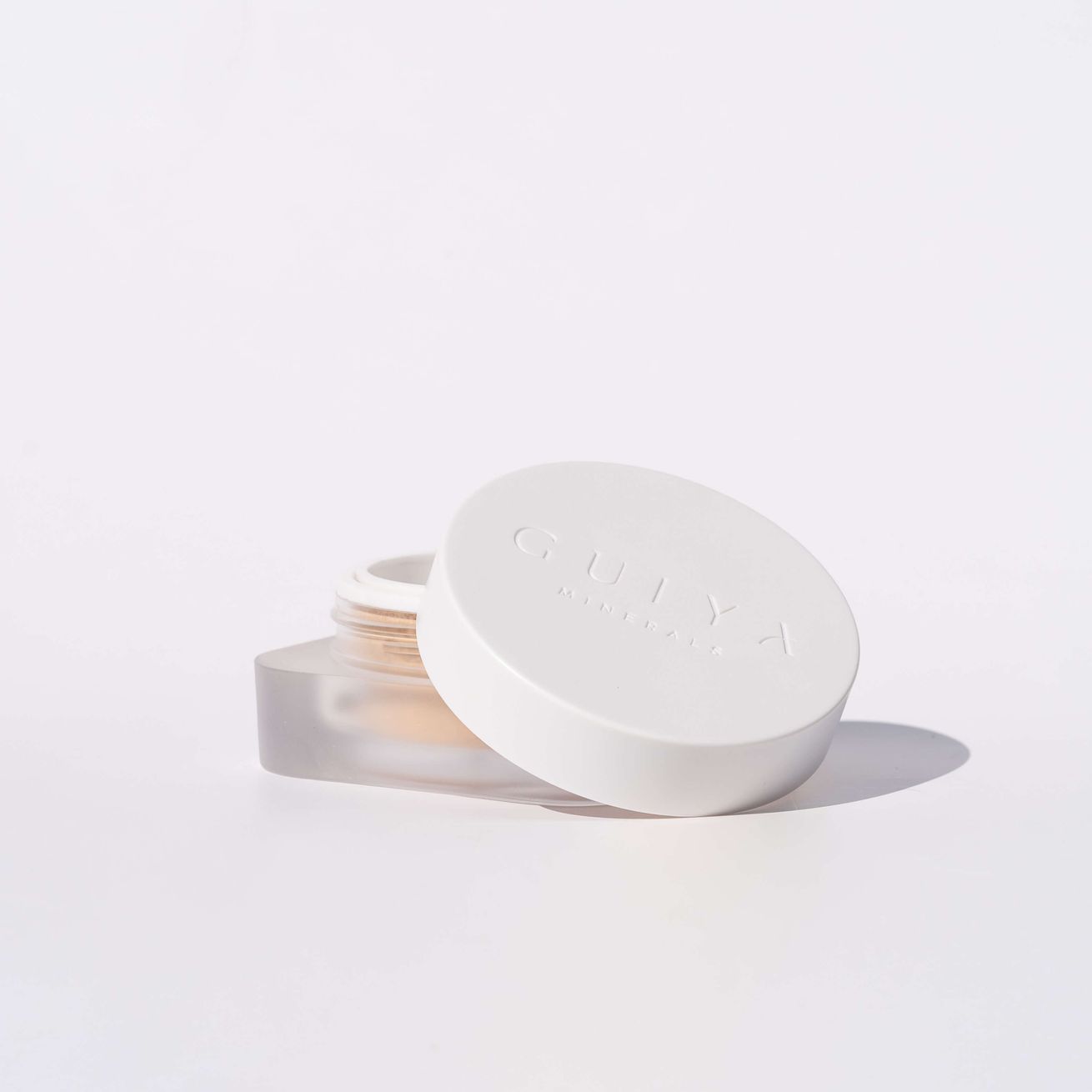 Fusion semi-loose mineral powder